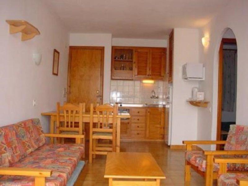 Apartamentos Sol Isla Arenal d'en Castell Exterior foto