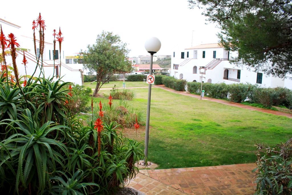 Apartamentos Sol Isla Arenal d'en Castell Exterior foto